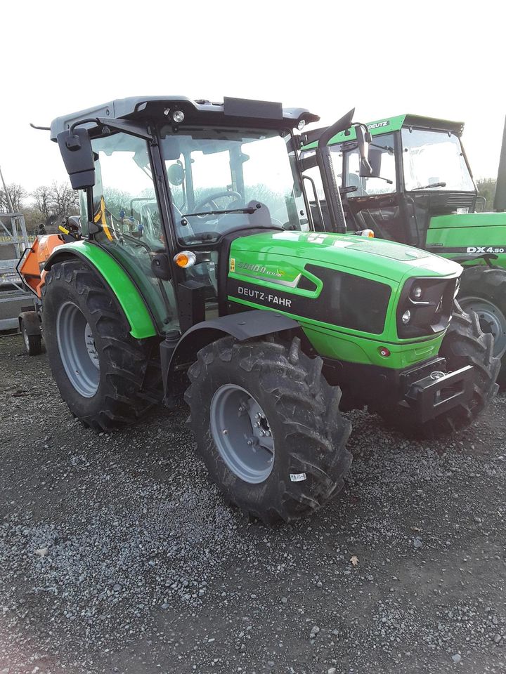 Deutz Fahr 5080 D Keyline Allrad 40 km/h Klimaanlage in Löningen