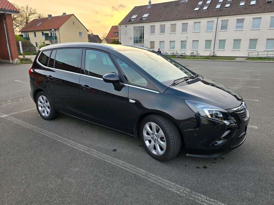 Opel Zafira C Tourer mit 7 Sitzplätz in Uelzen