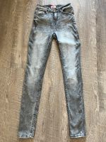 Röhrenjeans grau High Waist Skinny von Only, Größe XS/32 Nordrhein-Westfalen - Heinsberg Vorschau