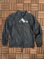 Nike SB Windbreaker Übergangsjacke Medium Neu Frankfurt am Main - Sachsenhausen Vorschau