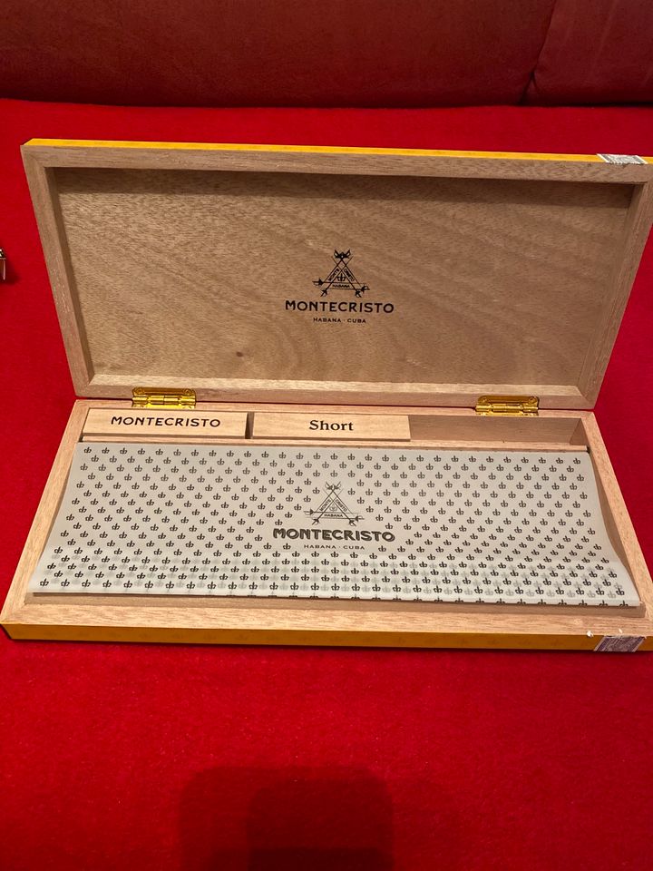 Humidor Montecristo HABANA SHORT mit OVP in Soltau