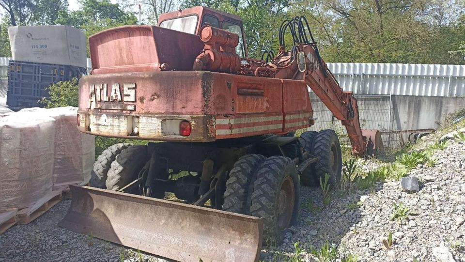 gebrauchte Bagger in Marbach am Neckar