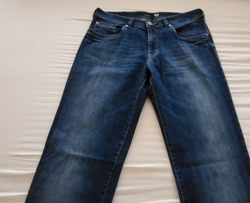 Gardeur Jeans NEVIO-6 Regular fit Gr. 34/32 dark-blue washed Opti in Ostfildern
