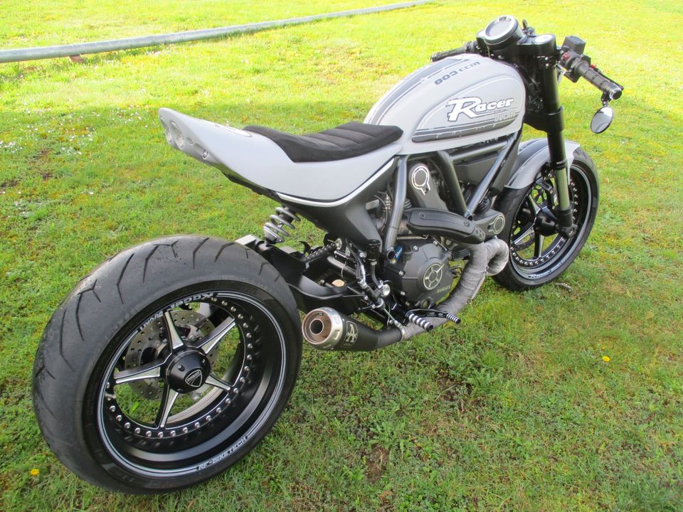Ducati Scrambler Custom RF Biketech 240 Umbau Einzelstück in Weidhausen