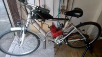 Verkaufe hier ein 28 er Fahrrad mit Benzin Motor Mecklenburg-Vorpommern - Stralsund Vorschau
