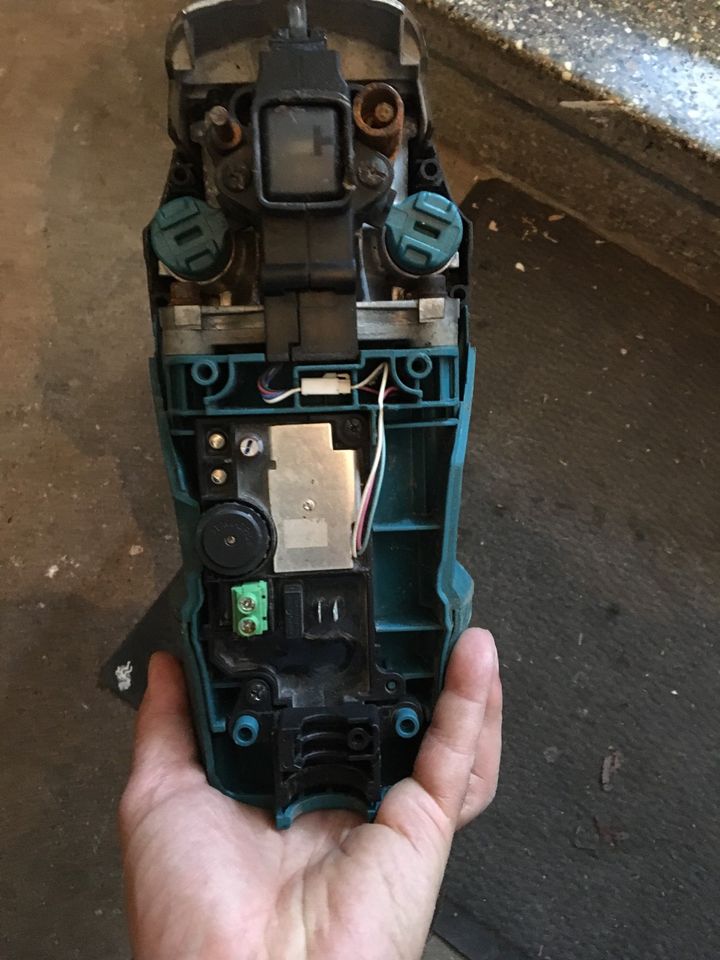 Makita hr 4031c Bohrhammer Hammer Meißelhammer defekt in Oldenburg