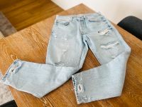 Zara Boyfriend Fit Cropped Jeans mit Rissen Größe 40 blau Hamburg-Mitte - Hamburg Horn Vorschau