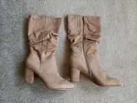 Damen Stiefel Esprit Größe 42 hellbraun neu Niedersachsen - Garbsen Vorschau