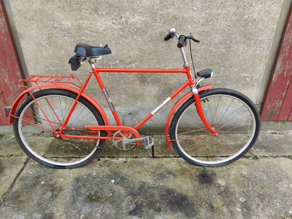 DDR Fahrrad IFA Touring Rot Herrenrad sehr guter Zustand in Schöneiche bei Berlin