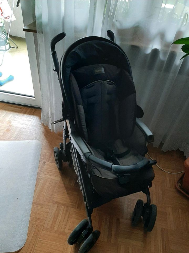 Kinderwagen PegPerego Pico voll funktionsfähig klappbar neuwertig in Mainz