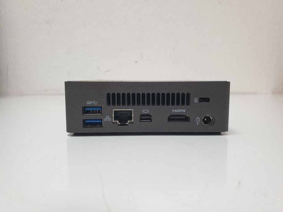 Gigabyte Mini PC 256GB SSD 8GB WLAN i3 7 gen Computer Windows 10 in Fellbach