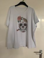 T-Shirt mit Totenkopf Nordrhein-Westfalen - Borgholzhausen Vorschau