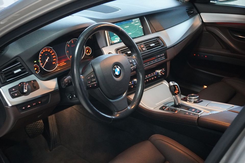 BMW 520d xDrive/Assis Plus+NaviPro+Soft+Pano+Head-up in Elmshorn