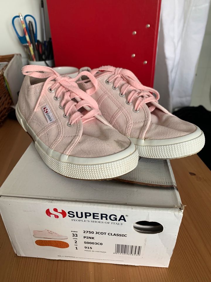 Superga Leinen Turnschuhe Sneaker rosa Gr. 33 OVP in Nordvorpommern -  Landkreis - Semlow | Gebrauchte Kinderschuhe Größe 33 kaufen | eBay  Kleinanzeigen ist jetzt Kleinanzeigen