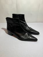 Vintage Lederstiefel Lederschuhe Stiefeletten Schwarz Gr 37 Nordrhein-Westfalen - Sankt Augustin Vorschau