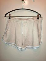 Damen kurze Hose Düsseldorf - Eller Vorschau