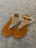 Buffalo Sandalen Flip Flops braun beige Gold 38 Herzogtum Lauenburg - Kuddewörde Vorschau