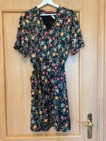 Hugo Boss Luxus Kleid Strand 40 L Party Flower Business Blogger Sachsen-Anhalt - Merseburg Vorschau