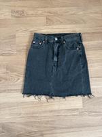 Levis Jeansrock Schwarz Größe XS Niedersachsen - Bergen Vorschau