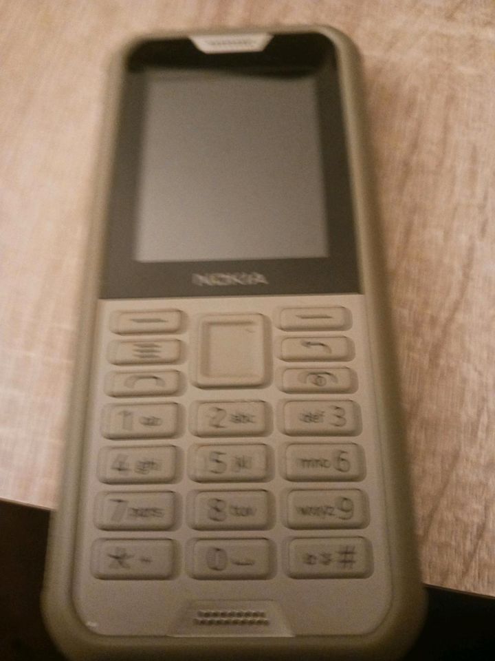 Nokia 800 Tough Outdoor-Handy Schwarz in Wuppertal