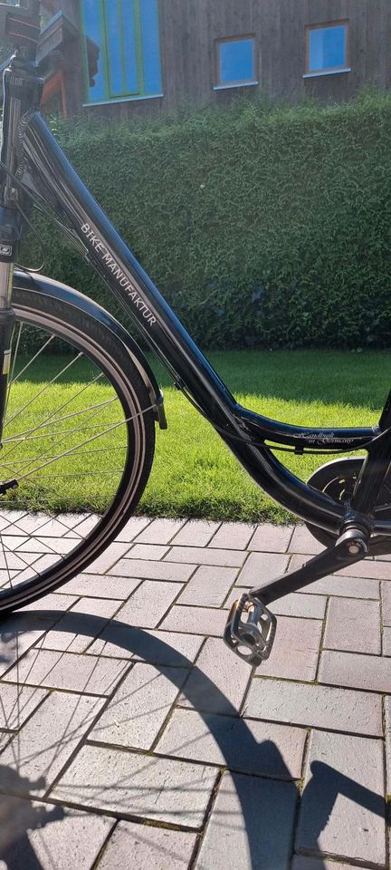 Damenrad Bikemanufaktur 28 Zoll in Bomlitz