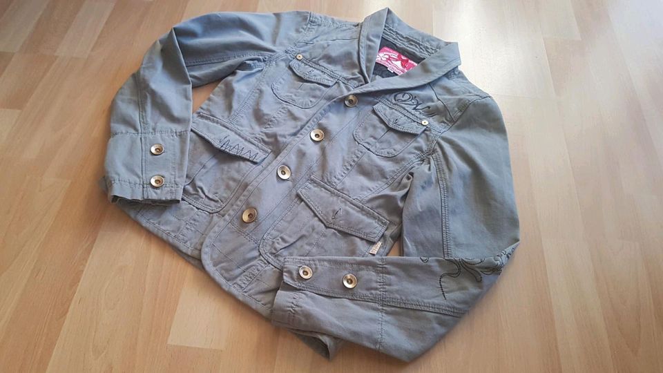 Moderner Vero Moda Damen Jacke / Mantel Größe 40/L in Ahlen