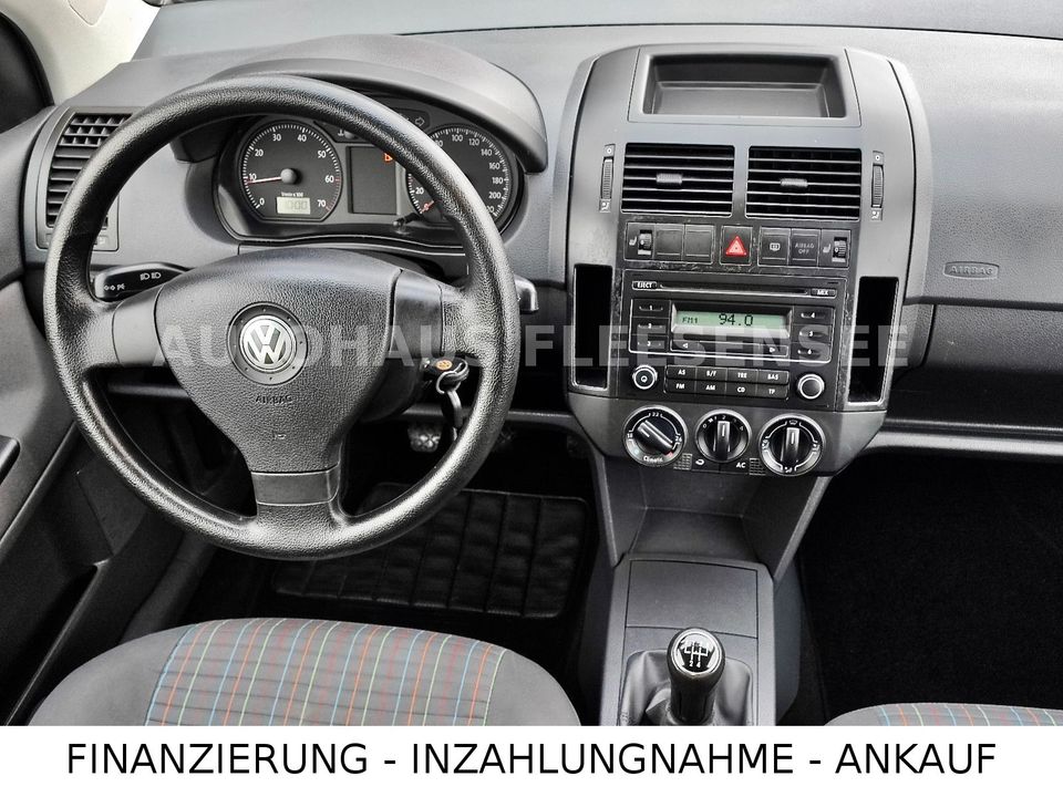 Volkswagen Polo IV 1.2 *KLIMA*SITZHEIZUNG*TÜV*S-HEFT* in Penkow