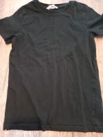 Komplett schwarzes T-Shirt in Größe 110/116 von H&M Nordrhein-Westfalen - Kaarst Vorschau