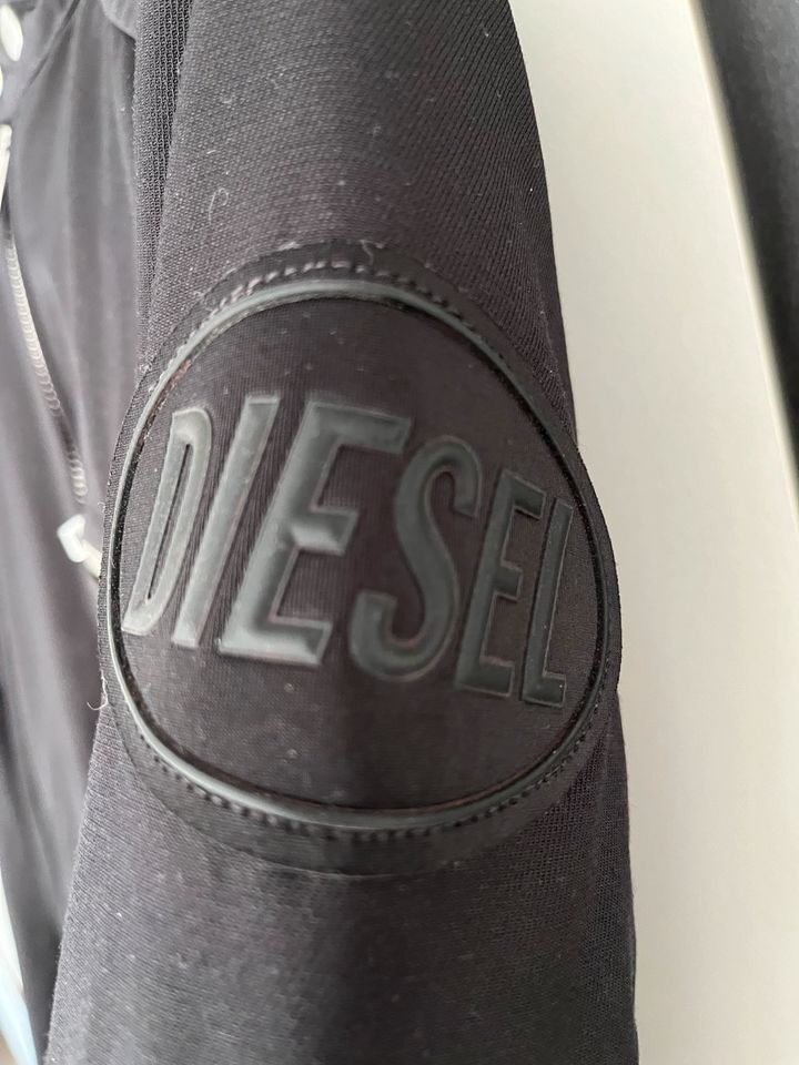 Herrenjacke/ Bikerjacke der Marke Diesel in Warstein