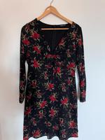 Janina Sommerkleid Damen M Niedersachsen - Saterland Vorschau