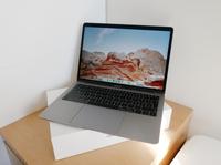 WIE NEU! Macbook Air 13” 2018, 256 GB SSD, 8 GB RAM, Space Grey München - Maxvorstadt Vorschau
