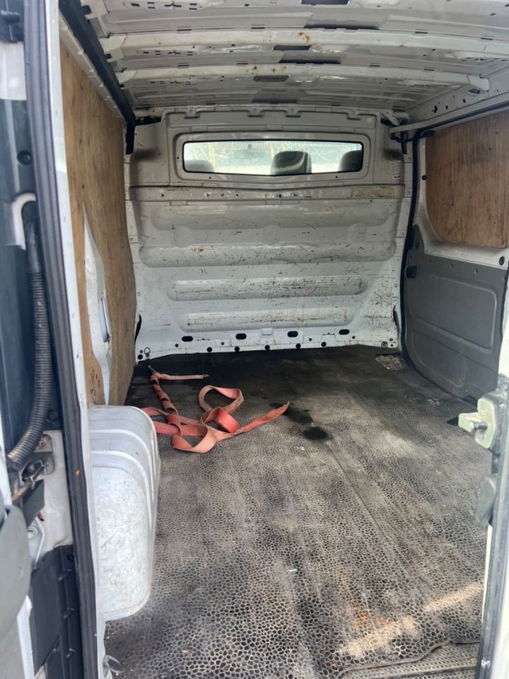 Opel Vivaro Kasten L1H1 2,9t in Bovenden