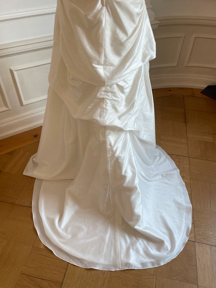 Sale! Brautkleid Lohrengel gr 36, NEU in Hamburg