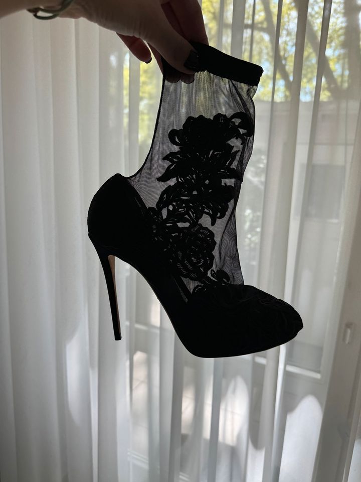 Dolce & Gabbana pumps high heels size 40 in Berlin