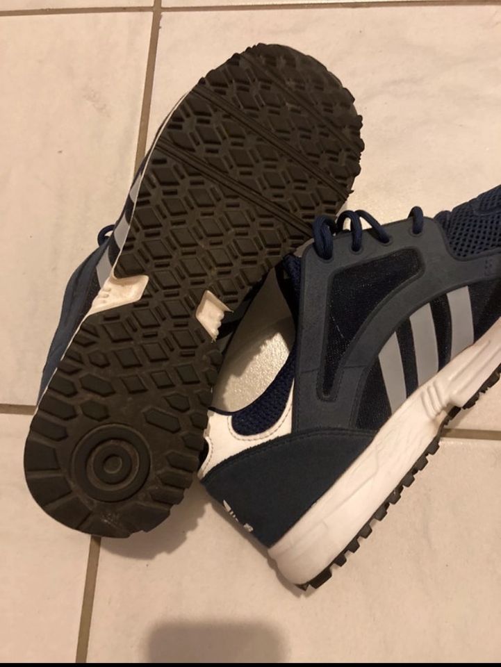 Adidas Racer lite Sneaker blau weiß 44 wie neu in Kevelaer