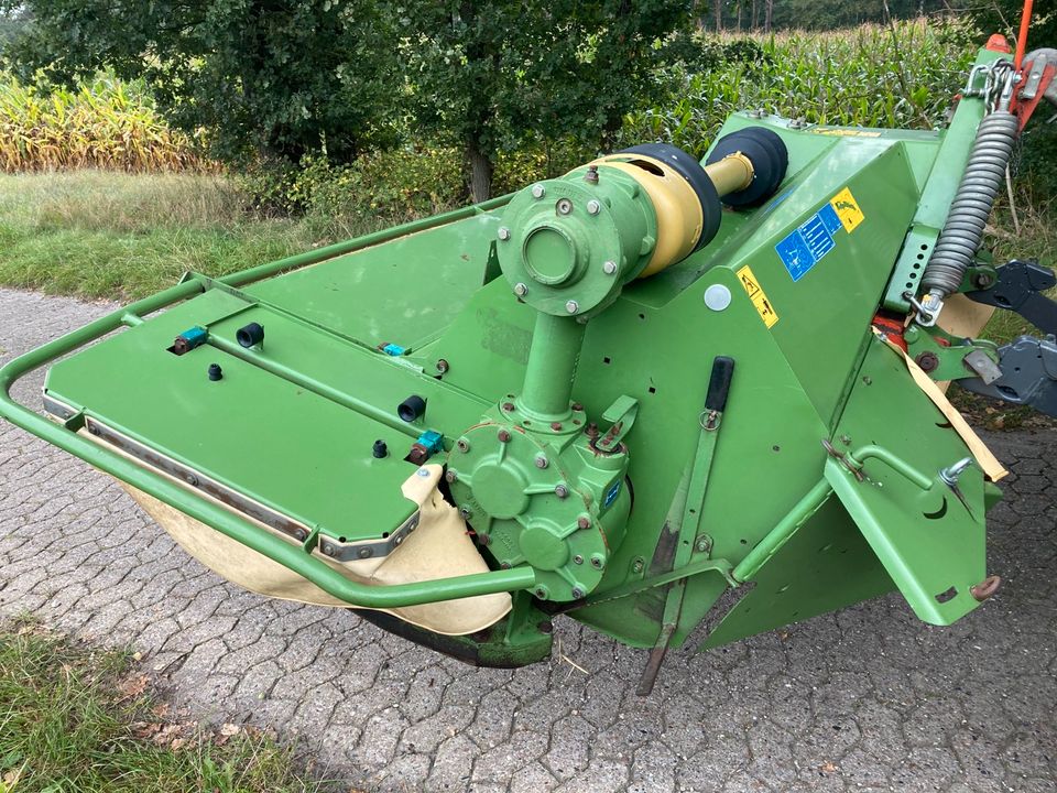 Krone Easy Cut EC 32 CV Frontmähwerk mit Aufbereiter in Kirchlinteln