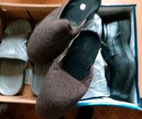 Schuhpaket 3 Paar Gr. 40 Herrenslipper leicht schwarz Pantoffeln Brandenburg - Senftenberg Vorschau