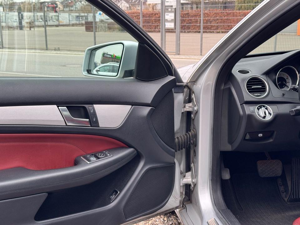 Mercedes-Benz C 180 CGI Coupe BE 7G Panorama ILS Leder COMAND in Erbach