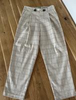 Benetton schicke Hose Chino-Style 34/xs neuwertig beige kariert Hessen - Gründau Vorschau