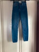 Blaue Jeans Pull & Bear Größe 32 Bayern - Steinkirchen Vorschau