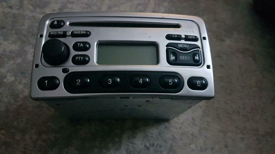 Orig. FORD Focus Fiesta Mondeo Radio Autoradio mit 6000 CD-Player in Moers