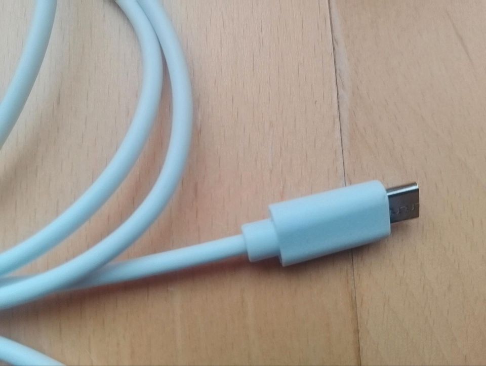 Apple USB Kabel für Computer Handy Smartphone in Hamburg