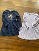 2 schöne Sweatshirt Kleider - Gr.128 Flieder - Pferde Stickerei Bayern - Regensburg Vorschau