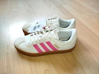 Adidas Sneaker court 3.0 Größe 40 2/3 Hessen - Schrecksbach Vorschau
