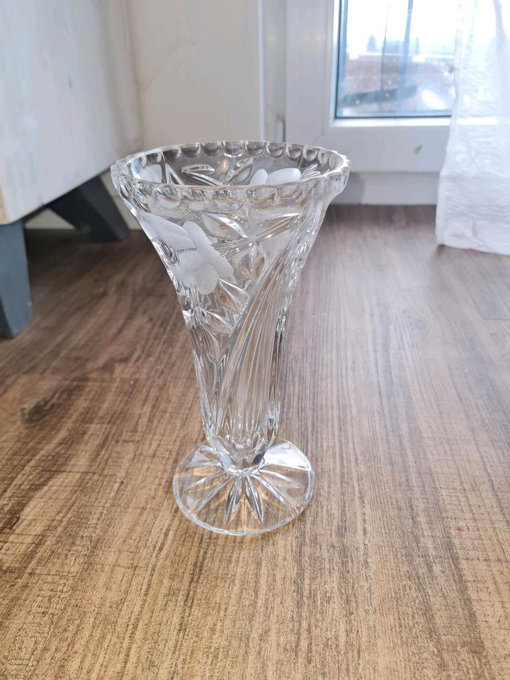 Glas Blumenvase in Denkingen