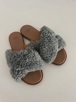 Ugg Pantoletten 39 Sandalen Schleswig-Holstein - Nordermeldorf Vorschau