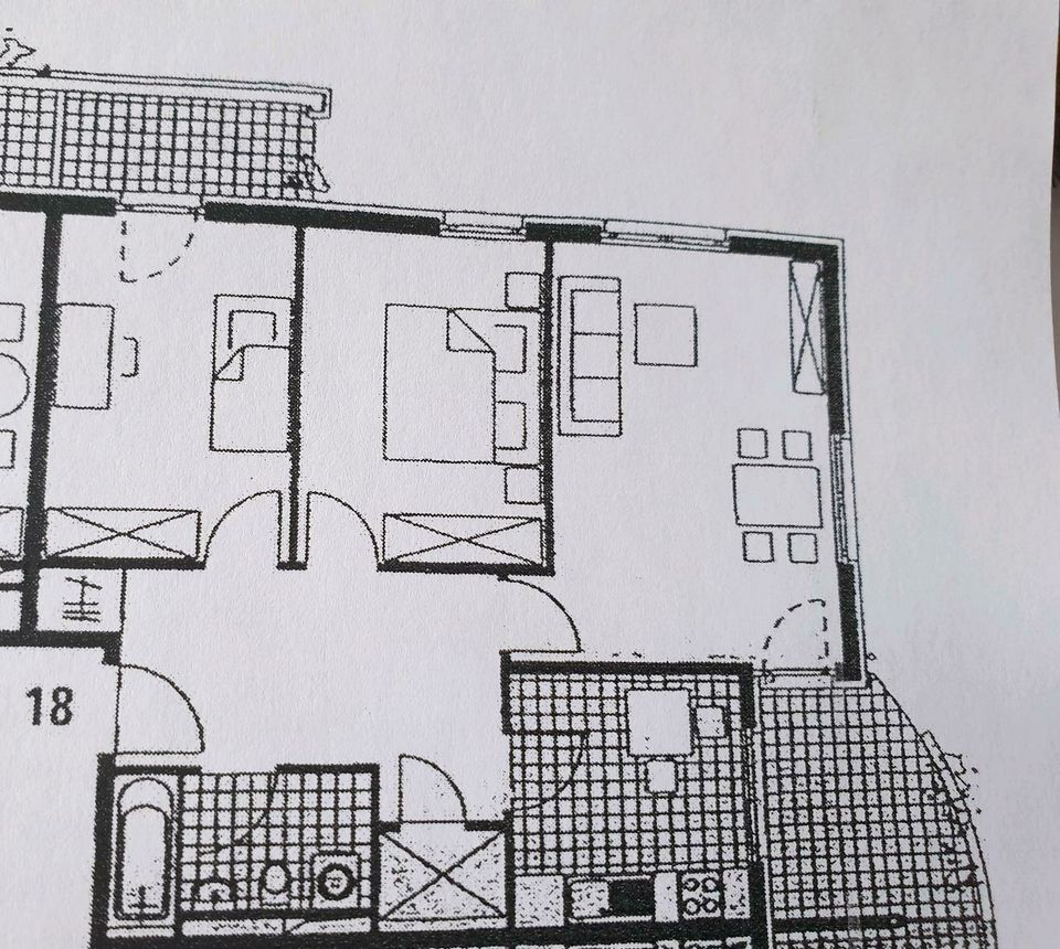 Schöne helle 3Zimmer-Wohnung mit 2 Balkonen sucht Nachmieter in Leipzig