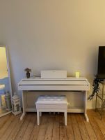 Piano YAMAHA im sehr guten Zustand! Bielefeld - Bielefeld (Innenstadt) Vorschau