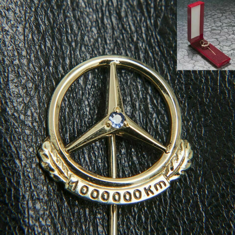 Mercedes Benz Pin 1.000.000/ 1000000 Km Gold & Saphir Pin Poliert in Igel