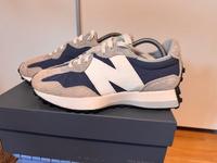 New Balance 327 The Intelligent Choice Berlin - Spandau Vorschau